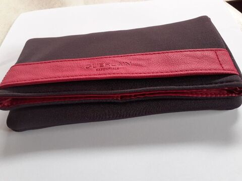 TROUSSE/POCHETTE 15 Royan (17)
