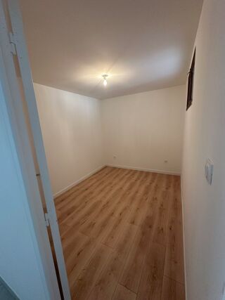  Appartement à louer 3 pièces 64 m² Palinges
