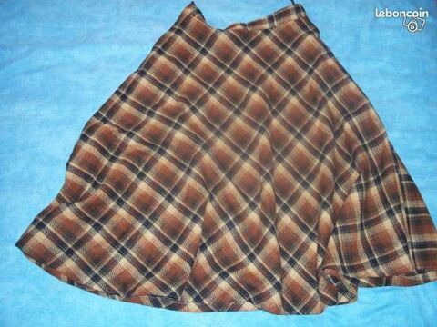 JUPE � CARREAUX 5 Toulouse (31)