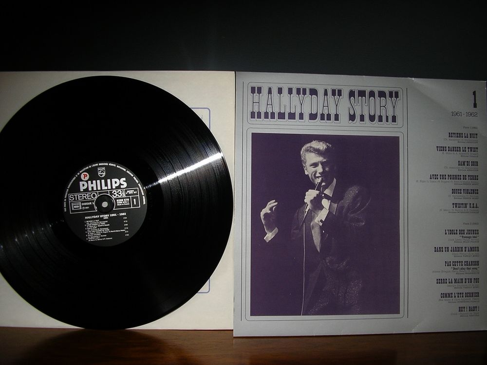 COFFRET VYNILES JOHNNY HALLYDAY CD et vinyles