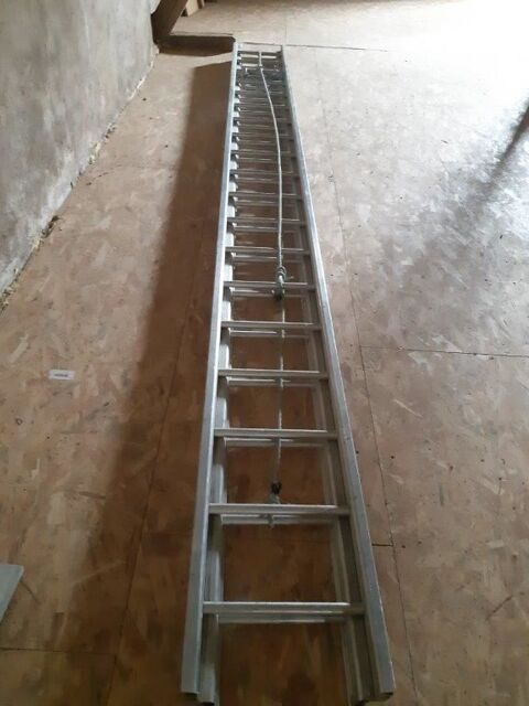 Echelle alu � coulisse de 9 m Dung (25)