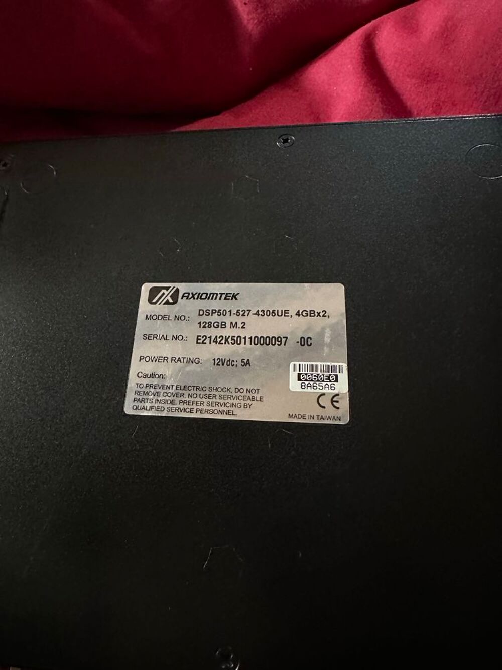 Axiomtek DSP501-527-4305UE €" Lecteur d'affichage num&eacute;rique industriel 4K Photos/Video/TV