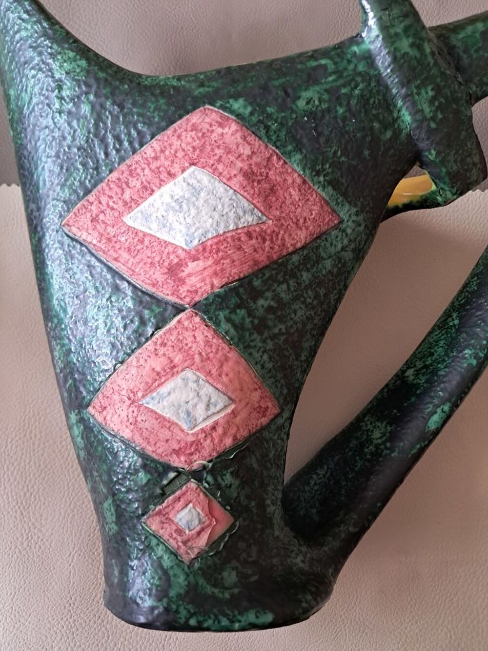 ancien vase pichet vintage valauris sign&eacute; Jacques Sagan
Décoration