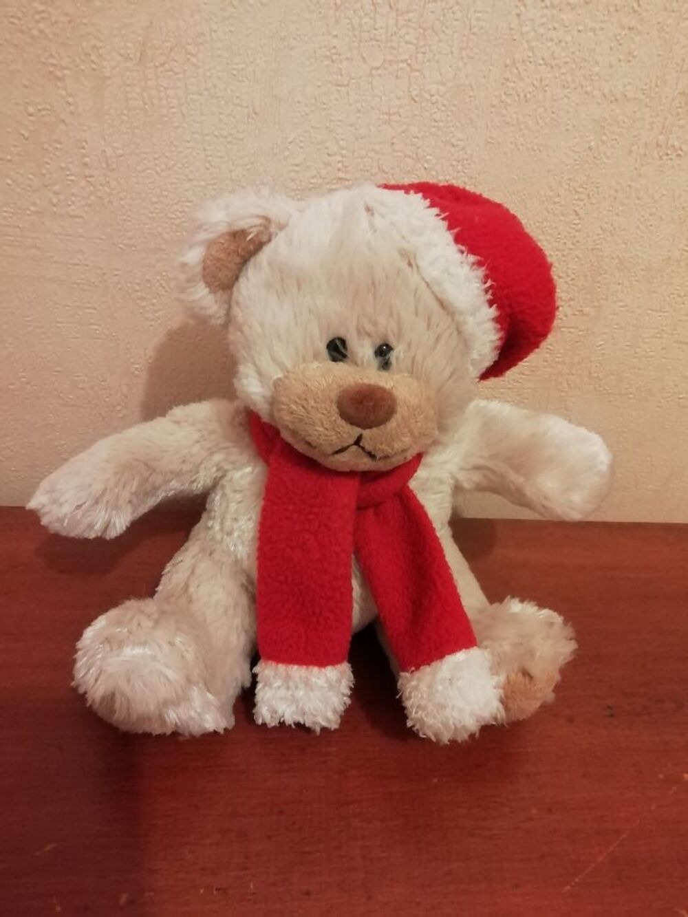 Petit ours en peluche neuf Jeux / jouets