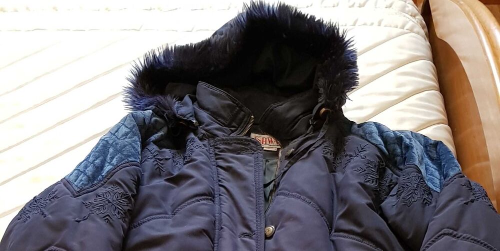 Manteau Doudoune bleu marine Ishwar Vtements