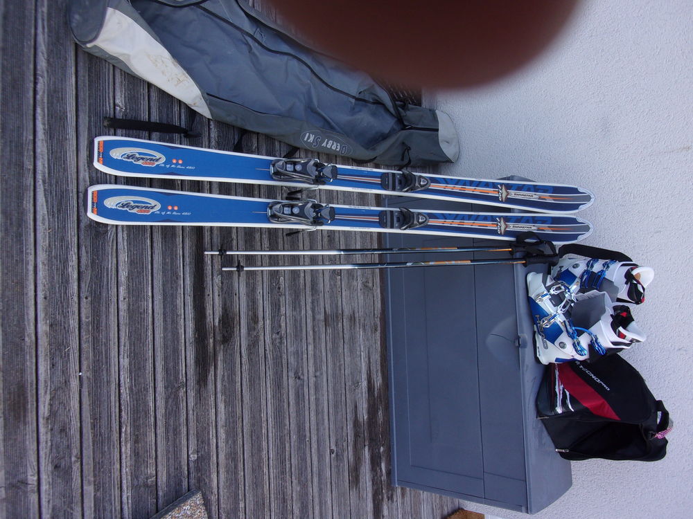 mat&eacute;riel de ski Sports