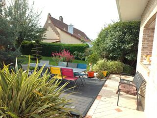  Maison  vendre 10 pices 213 m