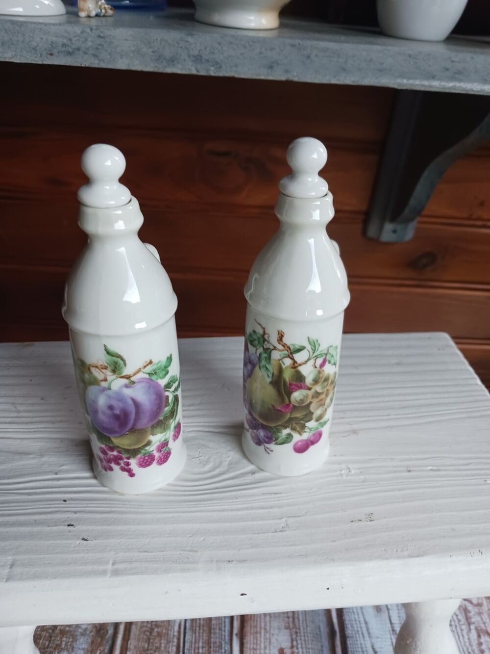 Paire de Sali&egrave;res/Poivri&egrave;res en C&eacute;ramique &agrave; Motifs Fruitiers Cuisine