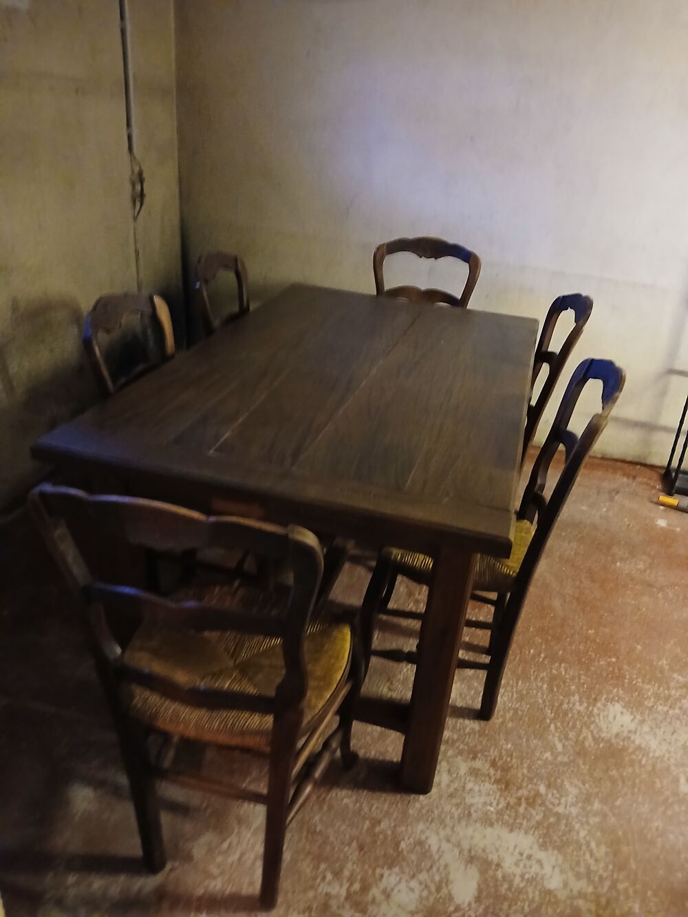 Table fabrication artisanale + 6 chaises Meubles