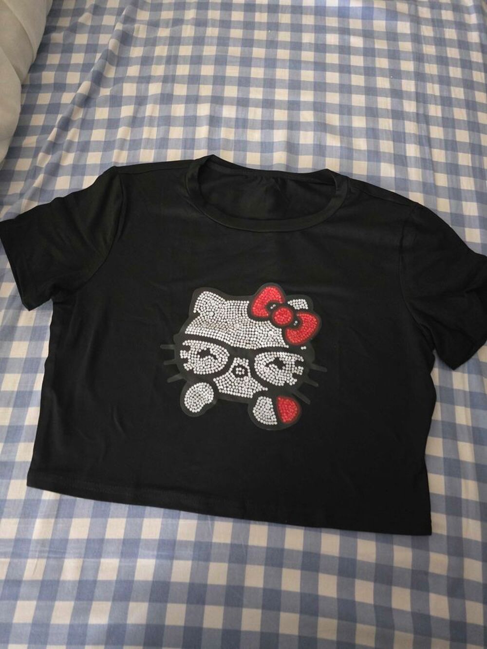 tee shirt hello kitty xl noir Vêtements