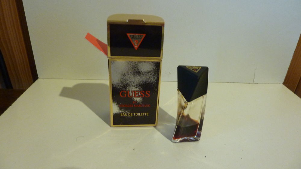 Miniature de parfum MARCIANO 