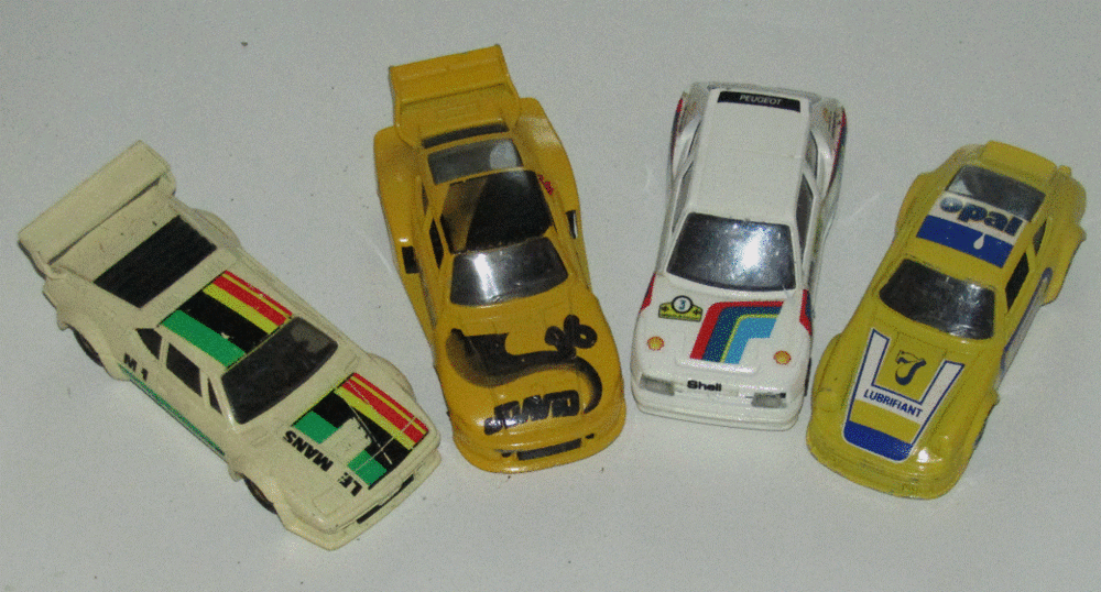 Lot 14 Voitures miniatures 1/43&egrave;me multi-marques ann&eacute;es 80 Jeux / jouets