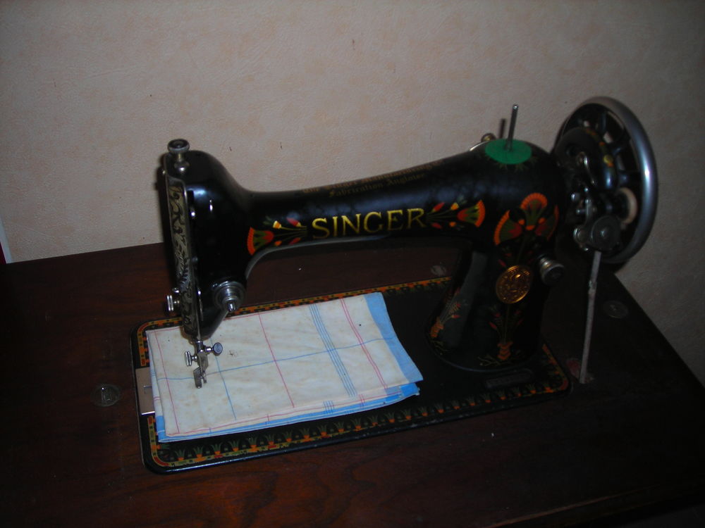 machine &agrave; coudre Meubles
