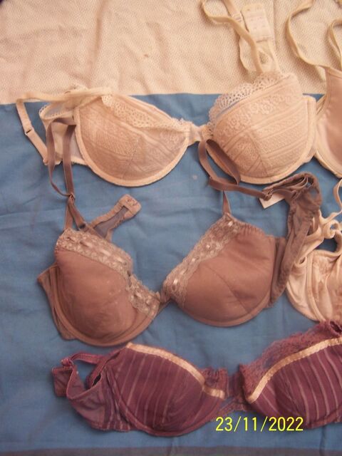 7 soutiens gorge rembourres
Taille 42 - XL · Très bon état
45 Issy-les-Moulineaux (92)