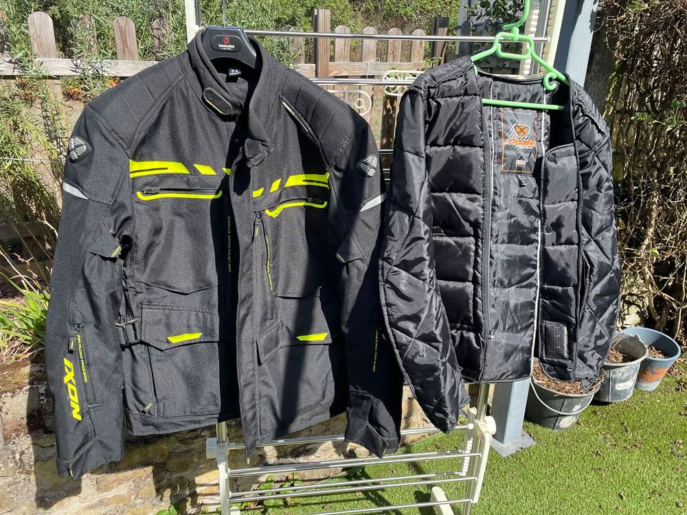 Equipeement complet moto Vêtements