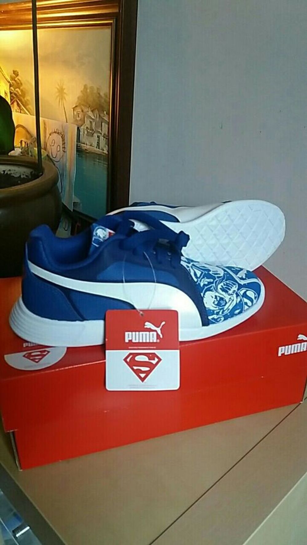 Puma superman bleu blanche neuves 33 Chaussures enfants