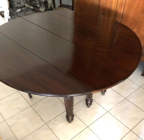 TRES BELLE TABLE ANCIENNE RONDE ACAJOU MASSIF 19 EME 460 Marseille 9 (13)
