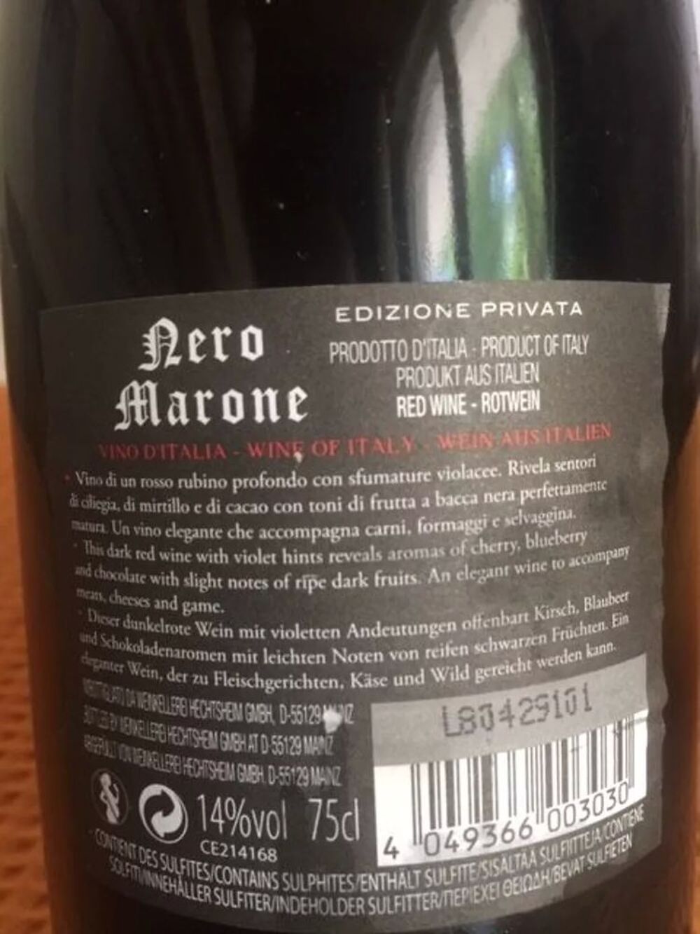 2 Vin rouge italien Nero Marone 2017 14&deg; gard&eacute; en Cave &agrave; vin Cuisine