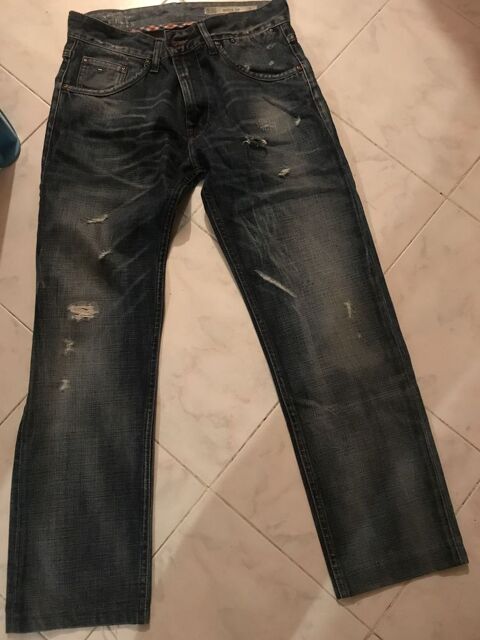 GRIS NOIR PONCE DELAVE T. 40  HILFIGER 16 Saint-Genis-Laval (69)
