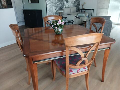Table et chaises salle à manger 
Brest (29)