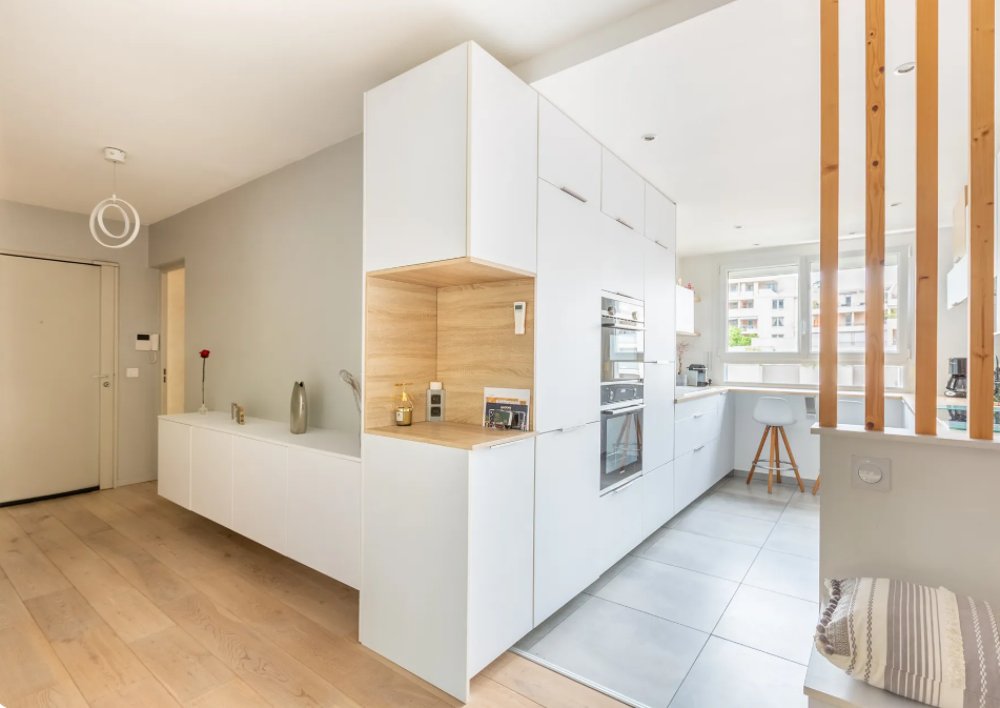 Vente Appartement APPARTEMENT T5 105m2 avec 1 box fermé LYON PART DIEU Lyon 3