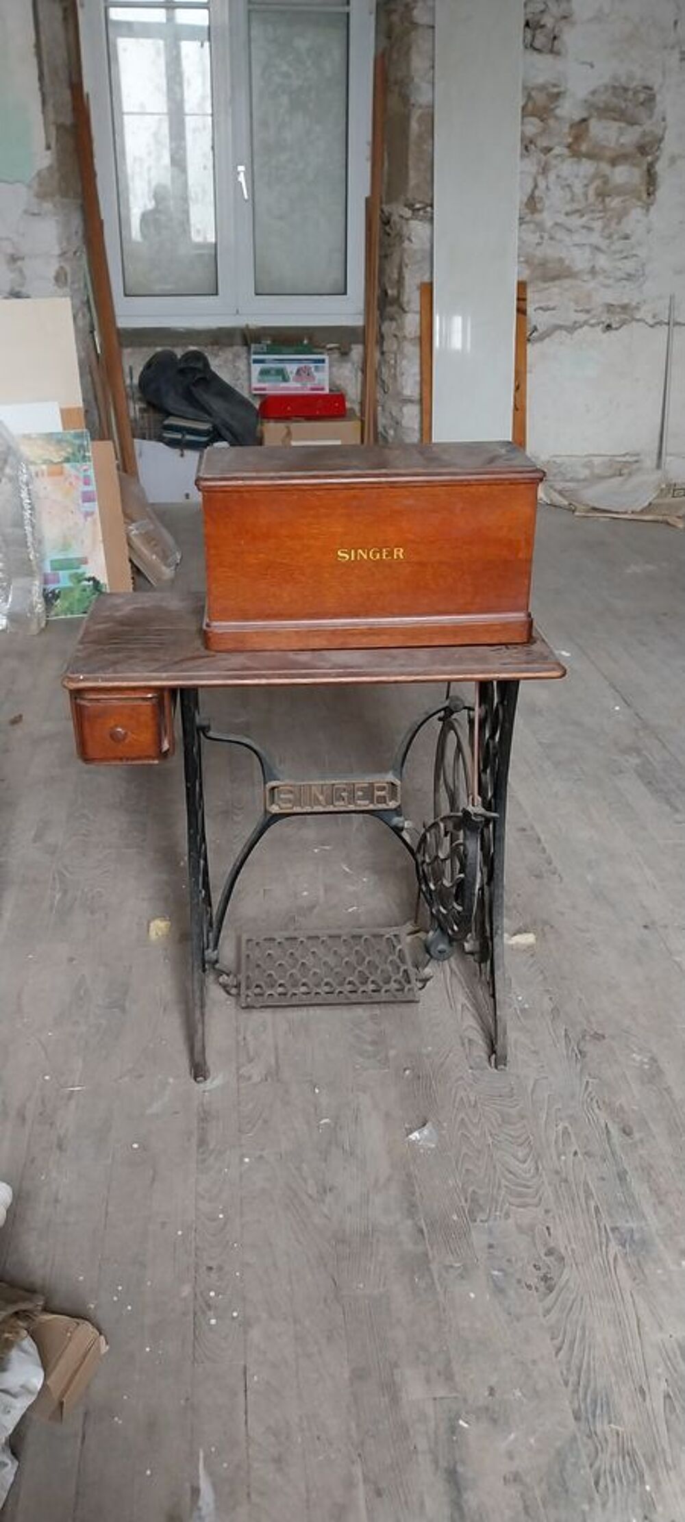 Machine &agrave; coudre ancienne singer 