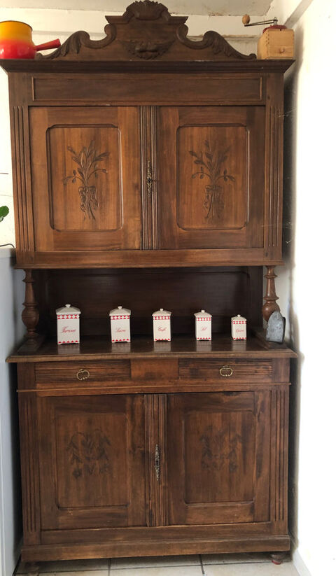 buffet vaisselier 100 Le Barcars (66)