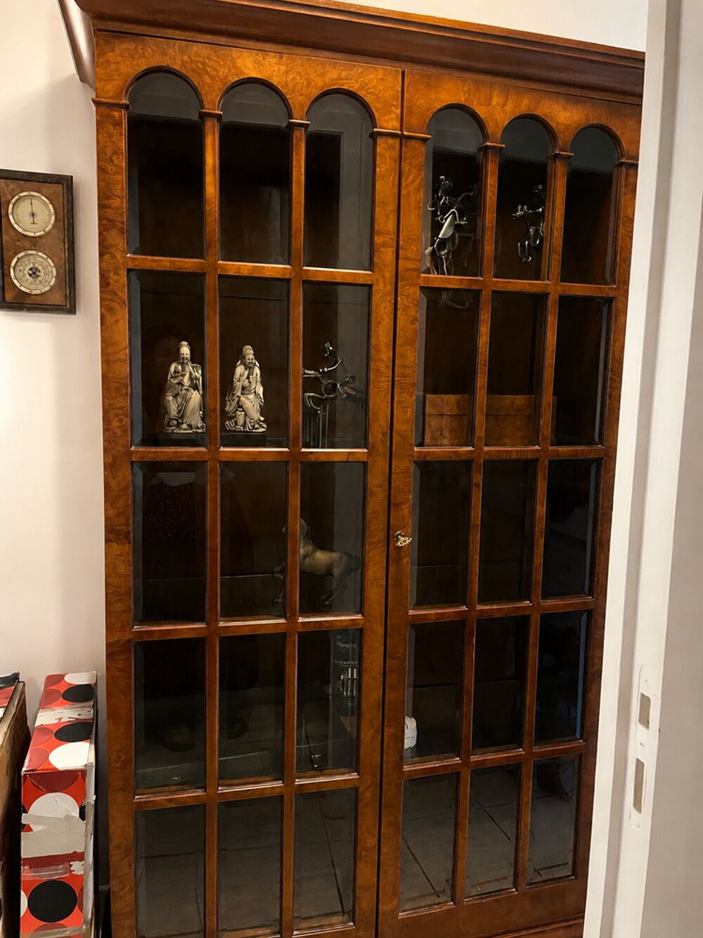 Grande vitrine biblioth&egrave;que style anglais en ronce portes Meubles