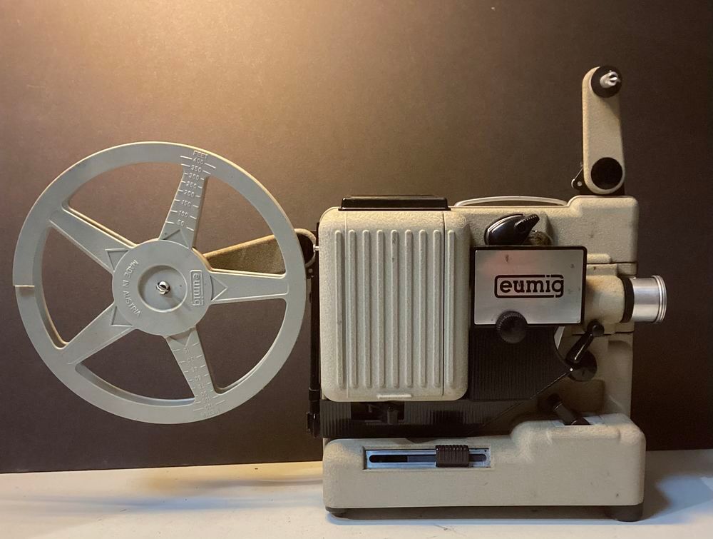Projecteur cin&eacute;ma EUMIG P8 