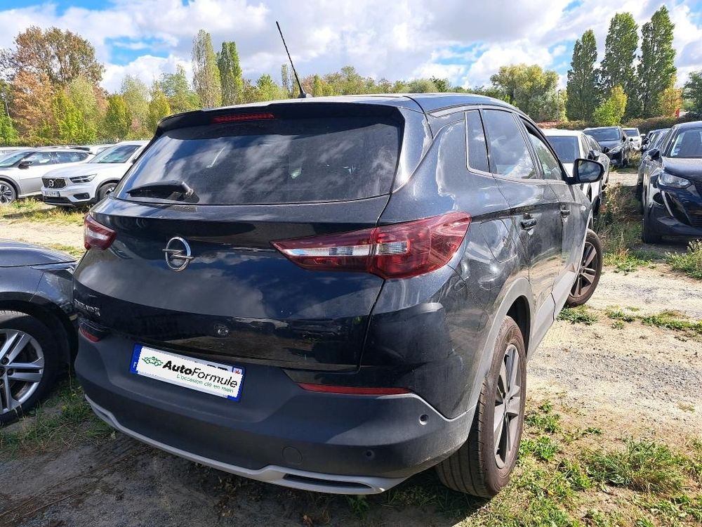 Grandland x Grandland X 1.5 Diesel 130 ch BVA8 Design & Tech 2021 occasion 69400 Arnas
