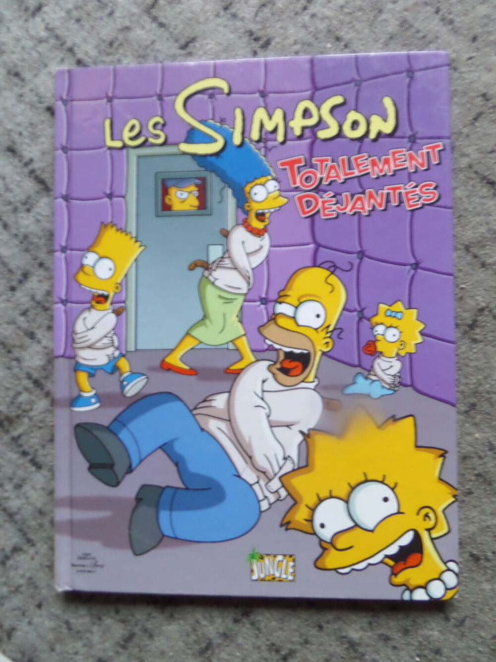9 bandes dessin&eacute;es des SIMPSON Livres et BD