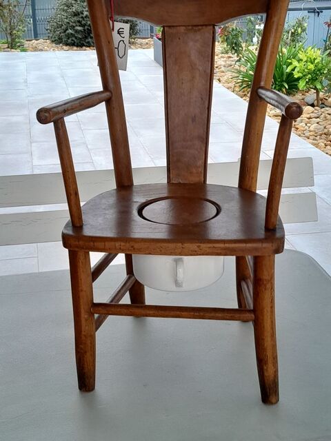 CHAISE ENFANT ancienne 1940 tel 0627473514
25 Jarnac (16)