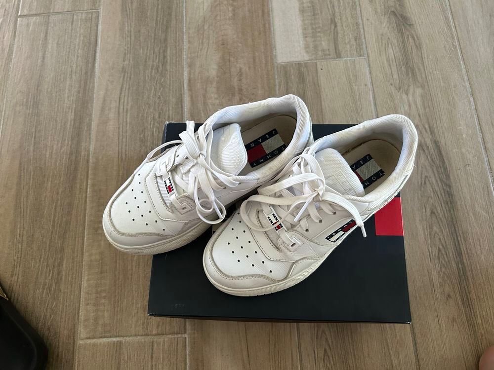 Tommy Chaussures