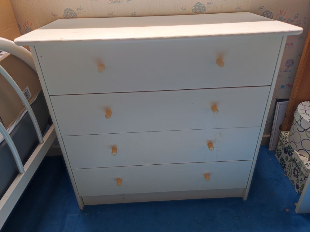 tres belle chambre enfant compl&eacute;te couleur blanche Mobilier enfants