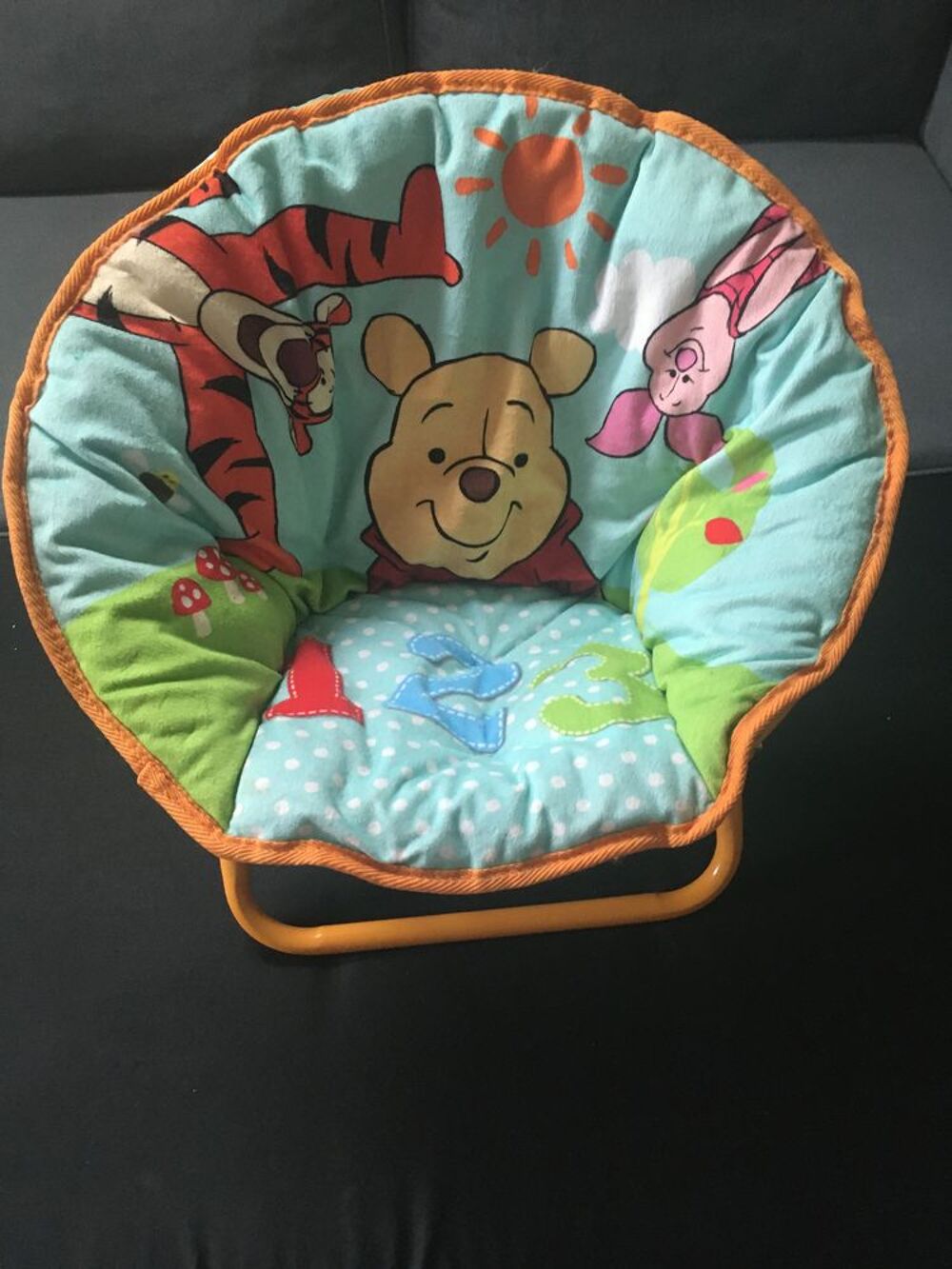 Chaise ronde enfant Disney Winnie l'ourson Mobilier enfants