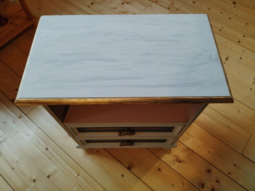 Table de chevet relook&eacute;e - Vintage Meubles