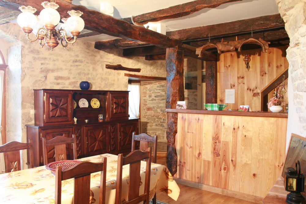   Gite dans village médiéval prés de Cordes sur Ciel Midi-Pyrénées, Milhars (81170)