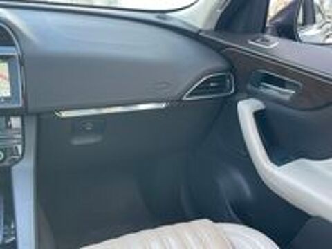 F-PACE F-Pace 2.0 D - 180 ch AWD BVA8 Prestige 2020 occasion 33700 M&eacute;rignac