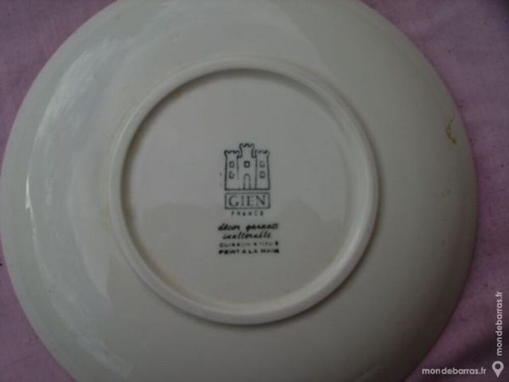 ASSIETTE DECORATIVE " Brie ", Ile-de-France Cuisine