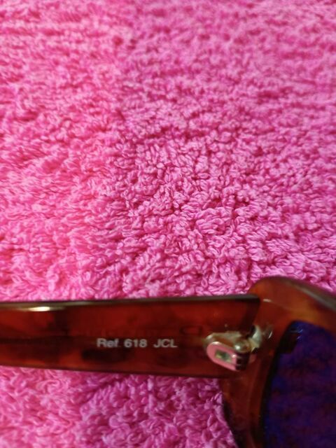 Lunettes femme *VUARNET 60 Saint-�tienne-du-Rouvray (76)