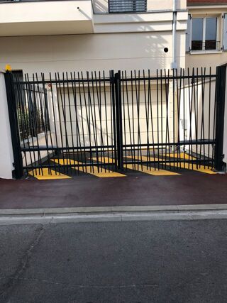  Parking / Garage � louer 12 m�