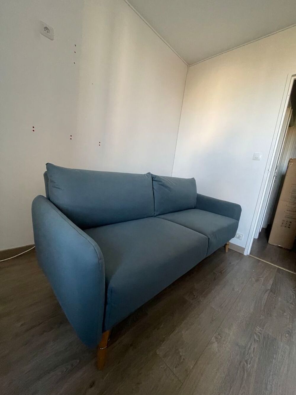 Sofa en tr&egrave;s bon &eacute;tat! Meubles
