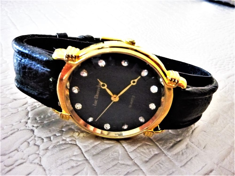 LUC DESROCHES jumbo style art-d&eacute;co montre LUD1013 Bijoux et montres