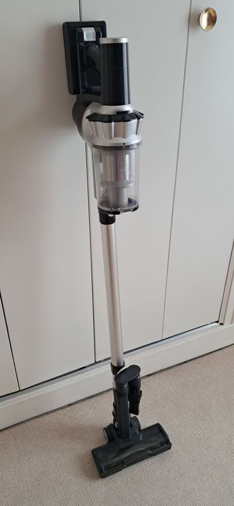 Aspirateur balai, sans fil Champcevinel (24)