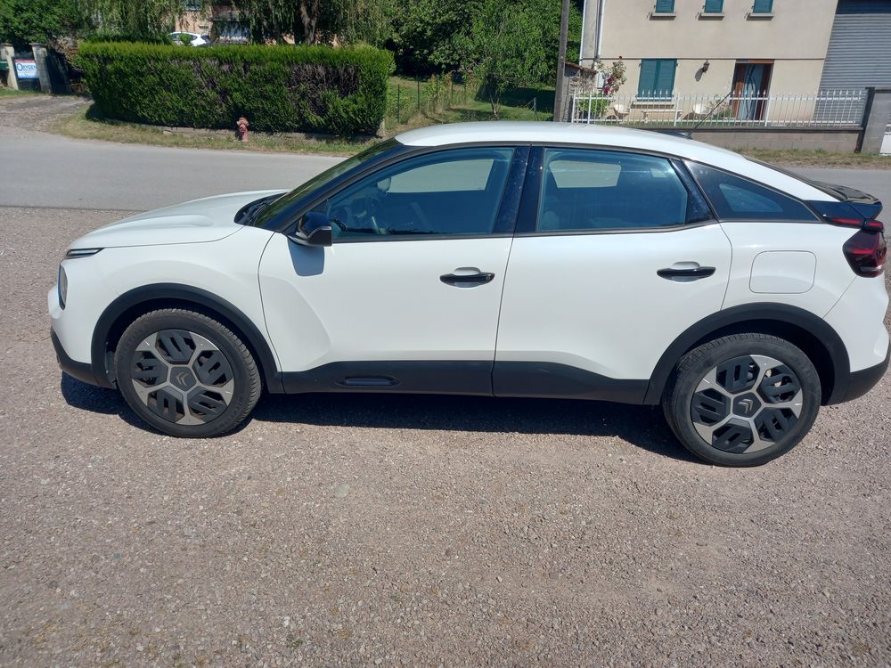C4 STE 1.5 BLUEHDI 110 FEEL NAV BUSINESS GPS 2 PLACES 42064 KMS 2021 occasion 88220 Urim&eacute;nil