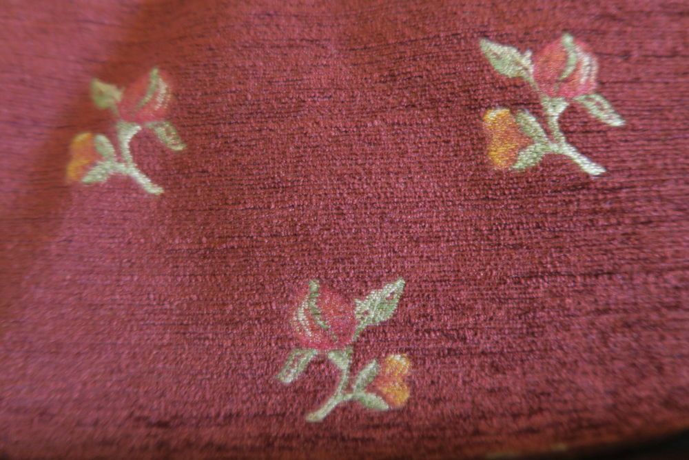 Canap&eacute; 2 places avec 1 pouf Meubles