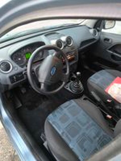Fiesta 1.3i CLX 2007 occasion 06000 Nice
