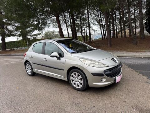 Peugeot 207 1.4 HDi 70ch Trendy * (4 CV)