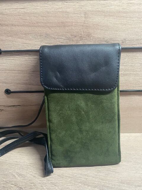 �'oe Sac mini crossbody Captain Tortue �  vert olive & noir, chic et pratique oe� 6 Bondy (93)