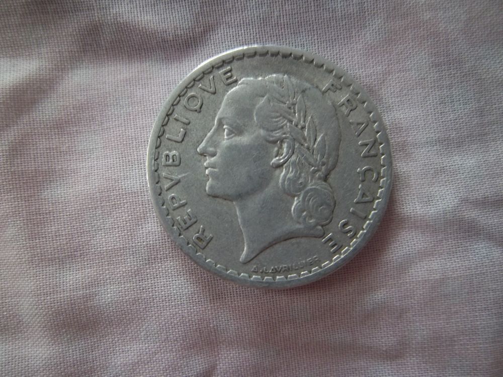 pi&eacute;ce 5 Francs - LAVRILLIER (Alu) - 1947 Tranche lisse 